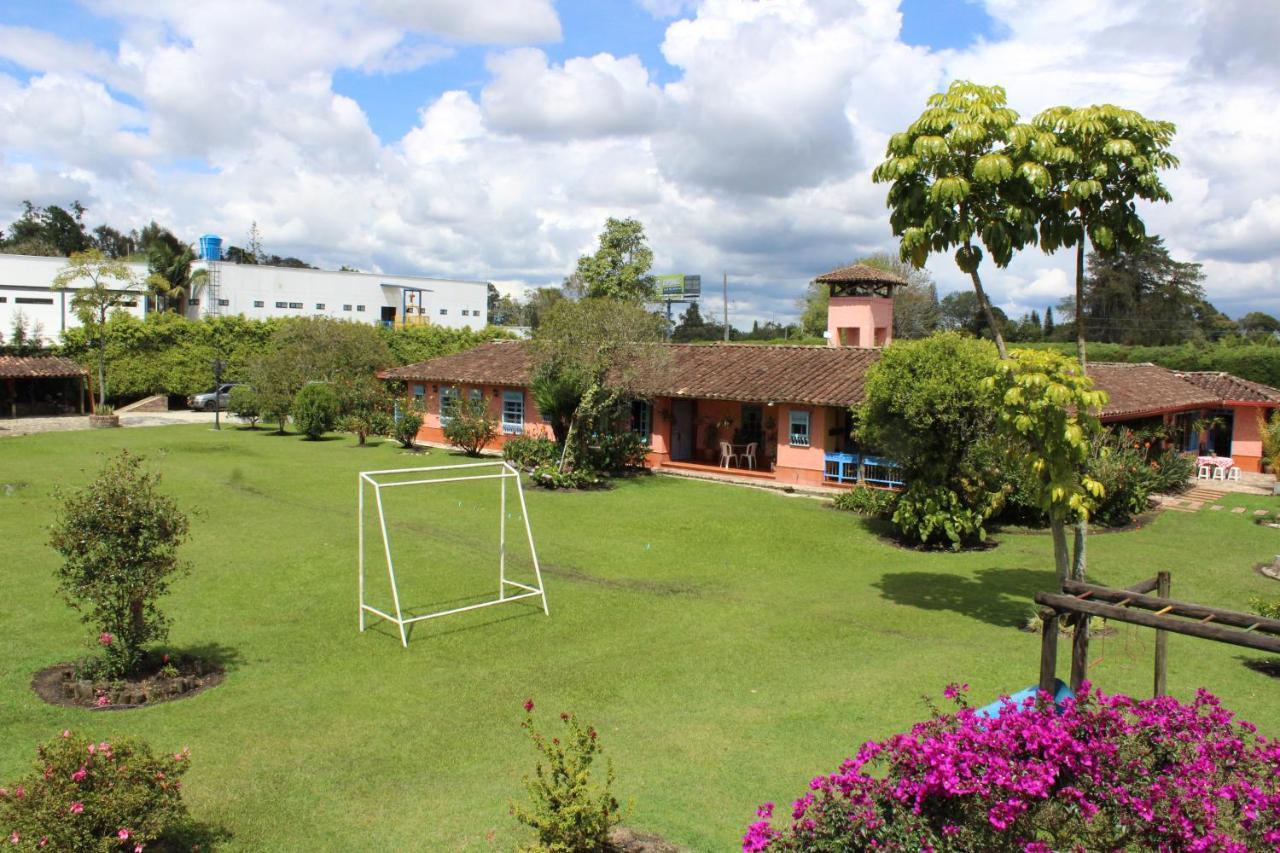 Ecohotel La Masia Llanogrande  Dış mekan fotoğraf